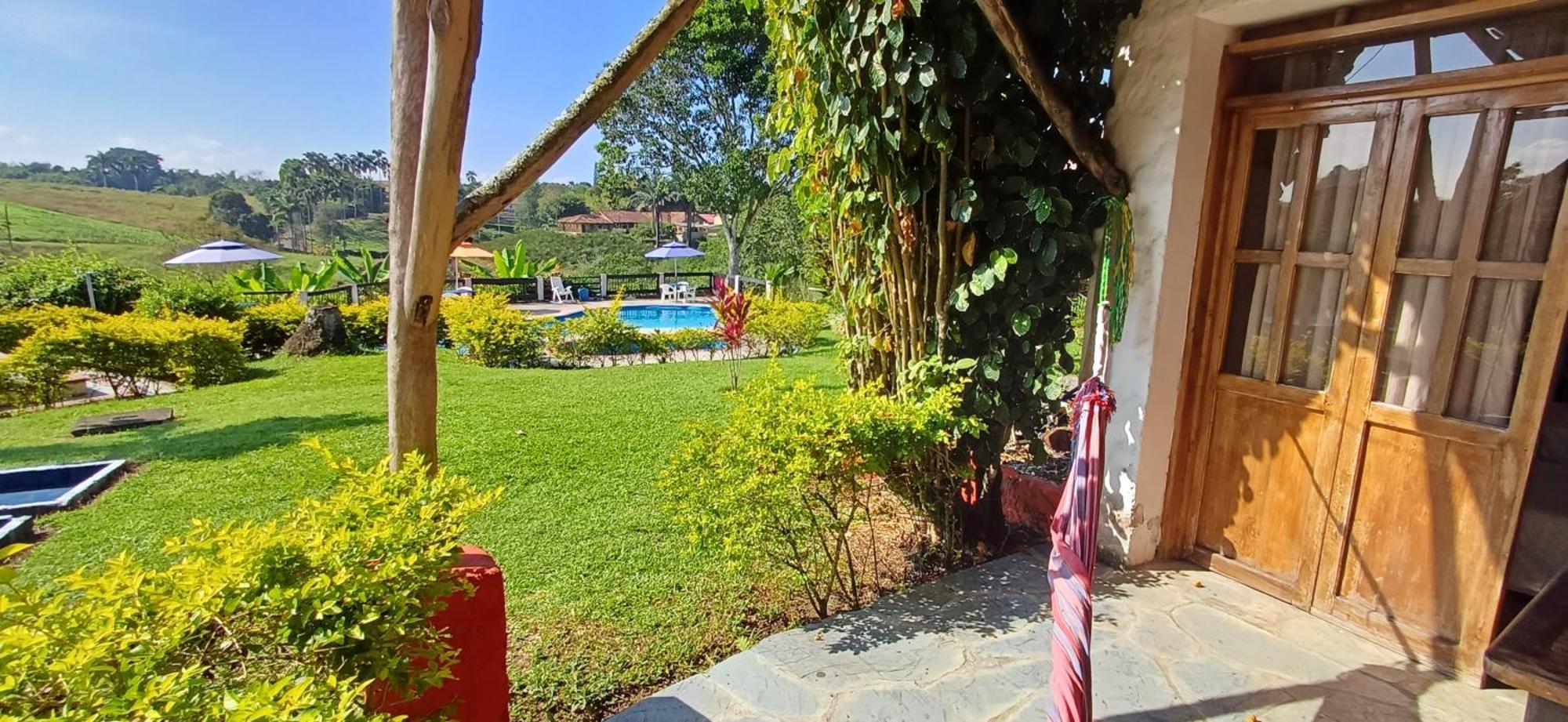 Finca Hotel Palmas Frente A Panaca Quimbaya Bagian luar foto